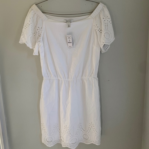 White Lace Dress - Picture 1 of 7